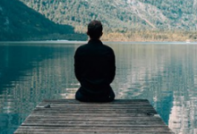 簡(jiǎn)短的冥想也可能有助于緩解疼痛