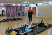 大興區(qū)幼兒園體育領(lǐng)域中心組在大興區(qū)第一幼兒園開展教研活動