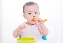 八個月寶寶貧血吃什么輔食補(bǔ)鐵分別是