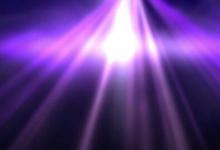 研究人員設(shè)計(jì)了使用光控制的線性納米電機(jī)