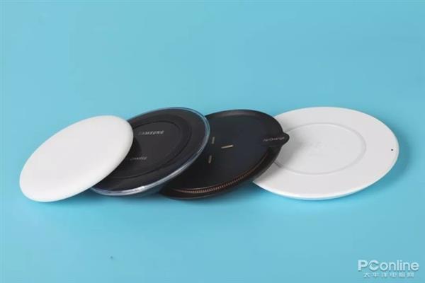 手機無線充電器全面對比：99元到397元有區(qū)別嗎？