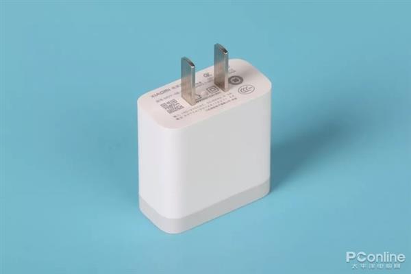 手機無線充電器全面對比：99元到397元有區(qū)別嗎？