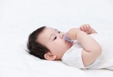 兩個(gè)月的寶寶睡眠時(shí)間是多長(zhǎng)呢