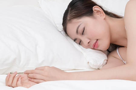 萬圣節(jié)南瓜頭簡(jiǎn)筆畫的畫法2