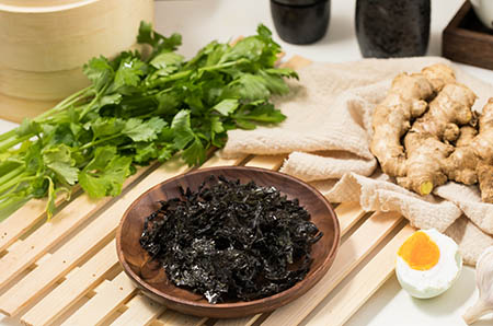 螞蟻彩色簡(jiǎn)筆畫的畫法3