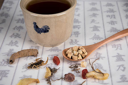 卡通毛毛蟲簡(jiǎn)筆畫的畫法2