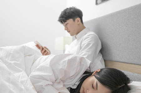 卡通大象簡(jiǎn)筆畫彩色的畫法3