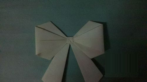 手工制作蝴蝶結(jié)的方法(組圖)!