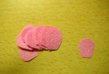 手工制作的美麗小玫瑰