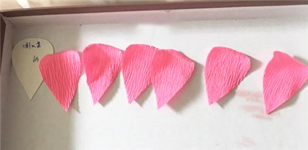 怎么用彩紙做喇叭花1